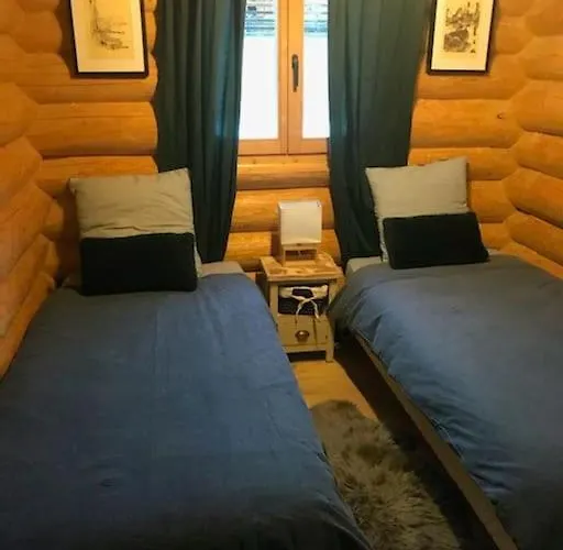 Les Pins Blancs * Allos